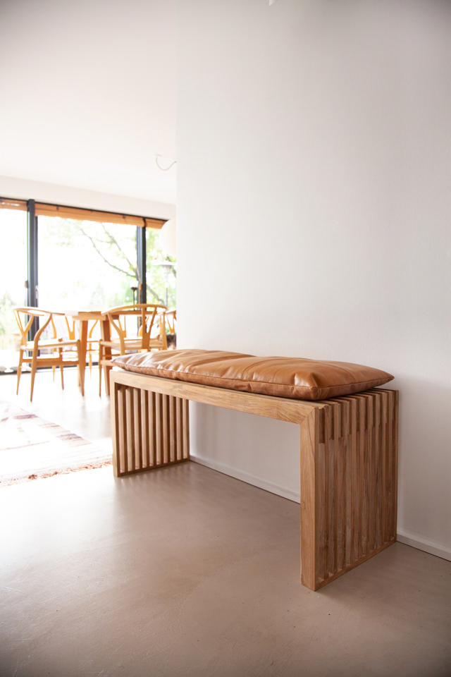 Rib tresitsbänk - teak